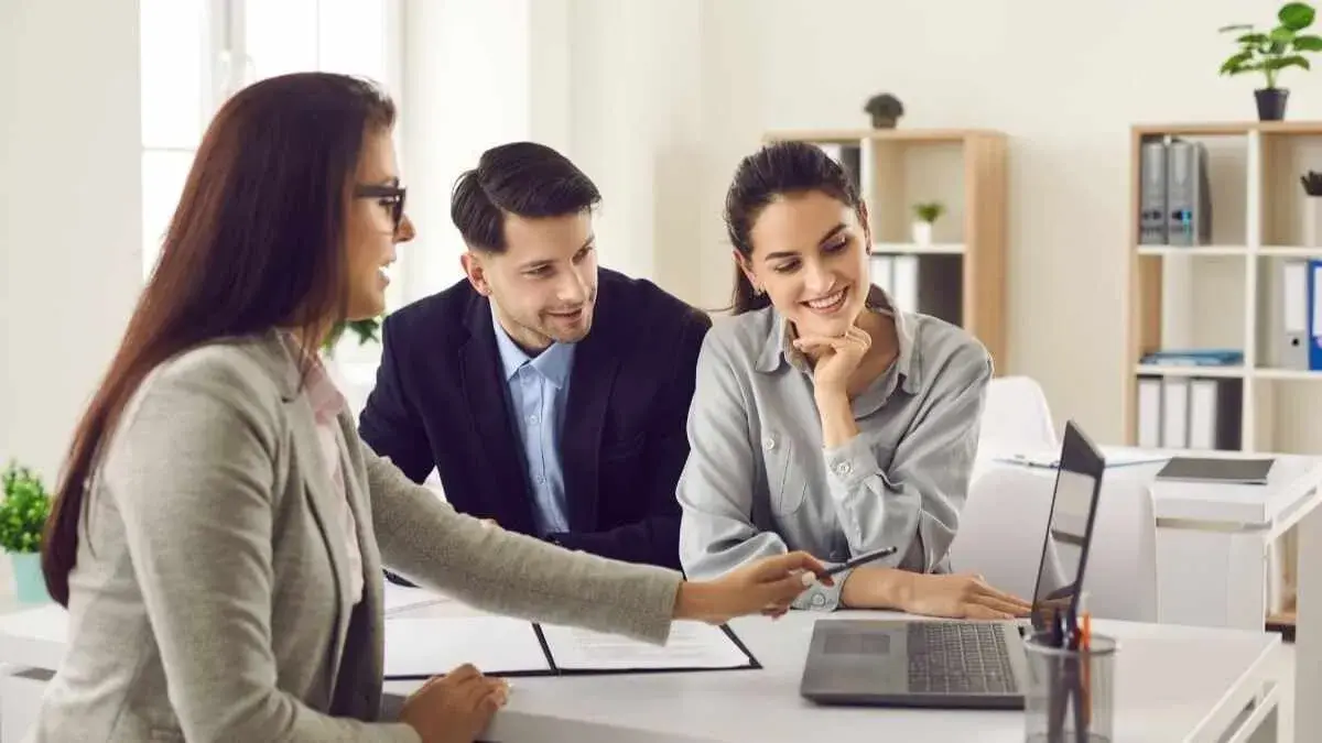 Outsource mortgage assistant Australia – professional loan processing support staff working